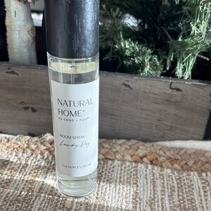 Laundry Day Natural Home Room Spray - Black and White